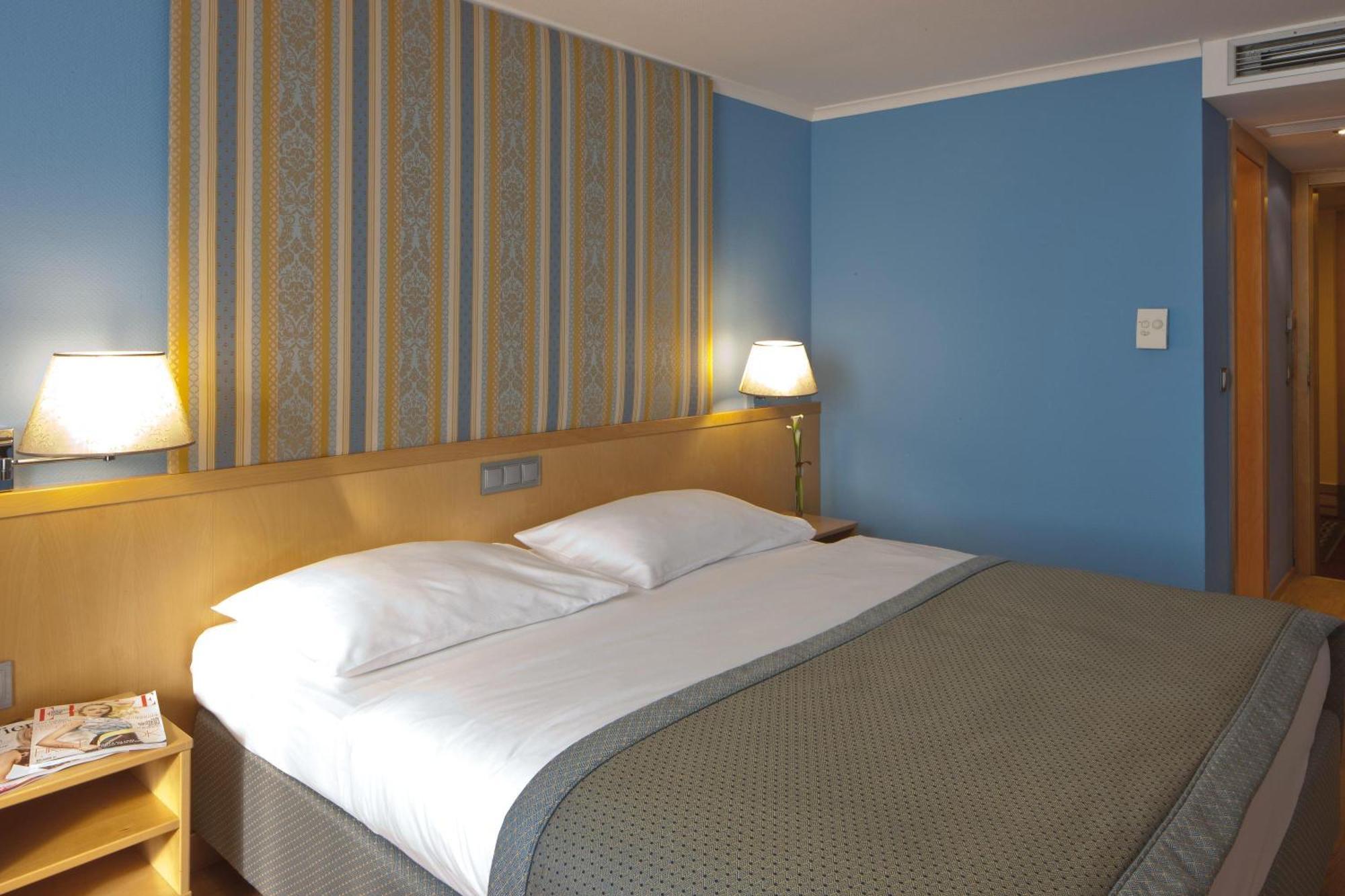Austria Trend Hotel Ananas Wien Esterno foto